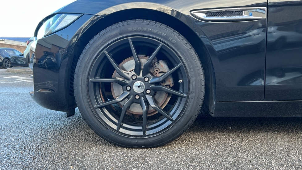 Used Jaguar XE 2016 for sale - 76874130: Photo 17