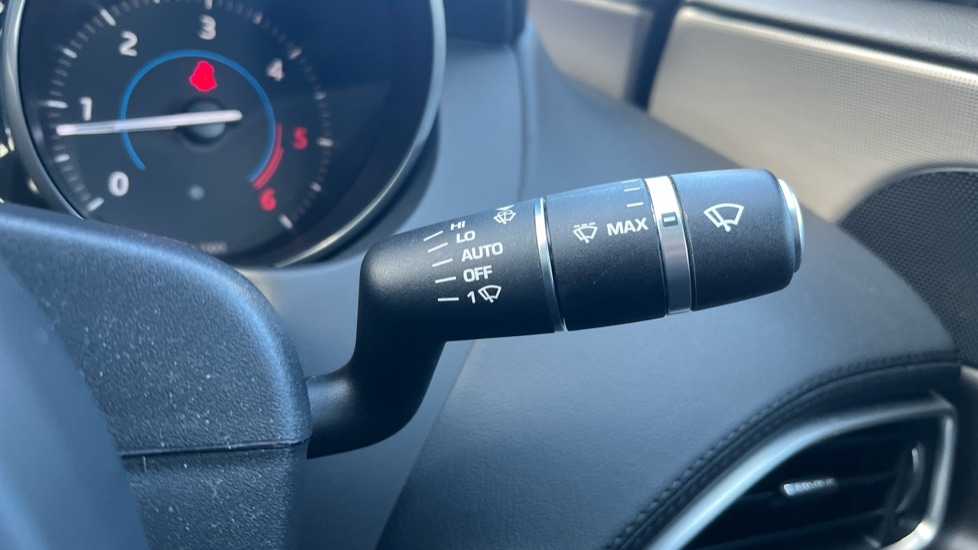 Used Jaguar XE 2016 for sale - 76874130: Photo 24