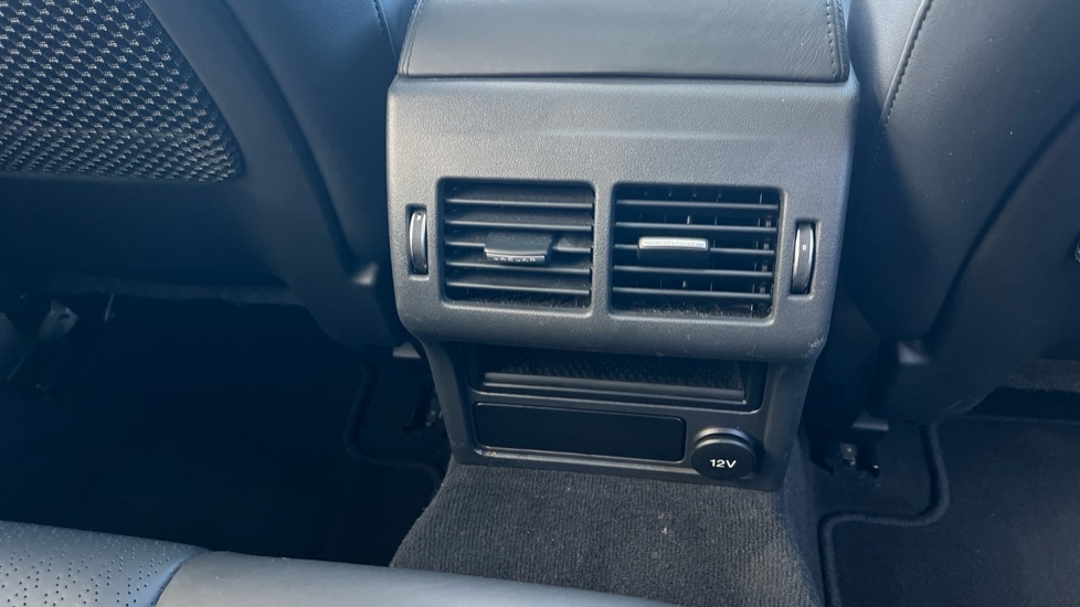 Used Jaguar XE 2016 for sale - 76874130: Photo 33