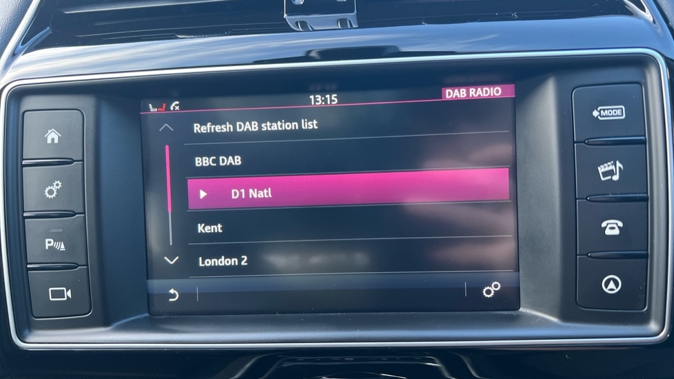 Used Jaguar XE 2016 for sale - 76874130: Photo 35