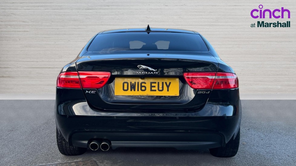 Used Jaguar XE 2016 for sale - 76874130: Photo 4