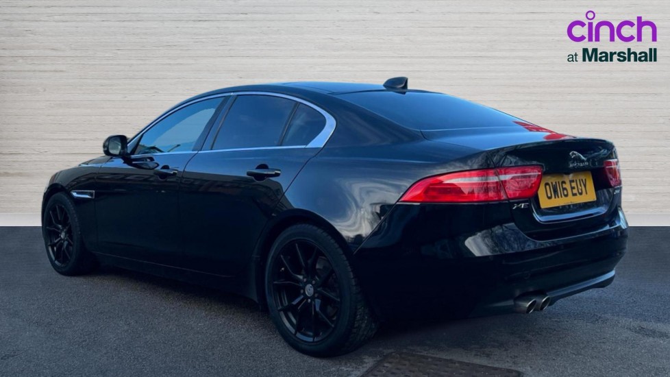 Used Jaguar XE 2016 for sale - 76874130: Photo 5