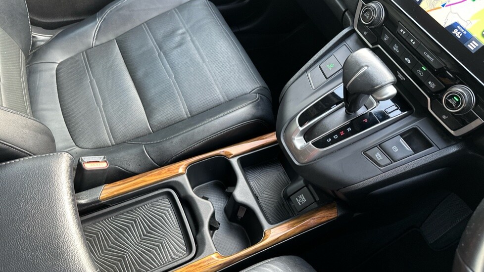 Used Honda CR-V 2019 for sale - 76400809: Photo 27