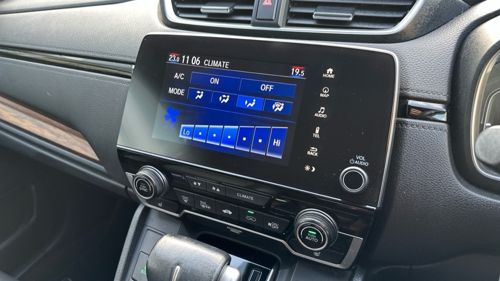 Used Honda CR-V 2019 for sale - 76400809: Photo 32