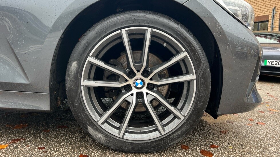 Used BMW 3 Series 2019 for sale - 76873429: Photo 20