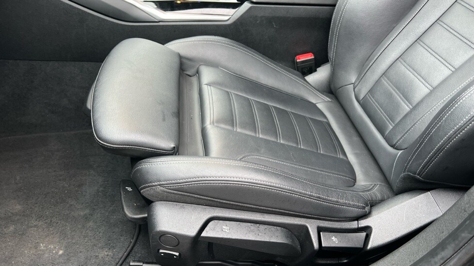 Used BMW 3 Series 2019 for sale - 76873429: Photo 34