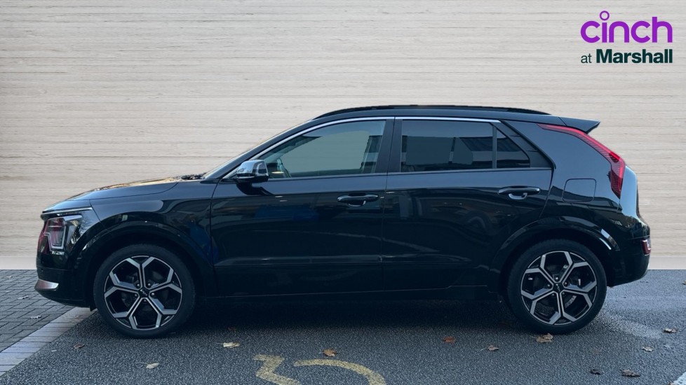 Used Kia Niro 2023 for sale - 76872347: Photo 2