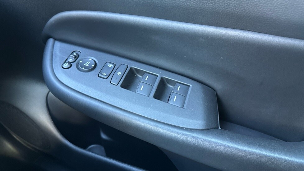 Used Honda Jazz 2023 for sale - 76008362: Photo 29
