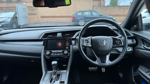 Used Honda Civic 2021 for sale - 75688526: Photo 4