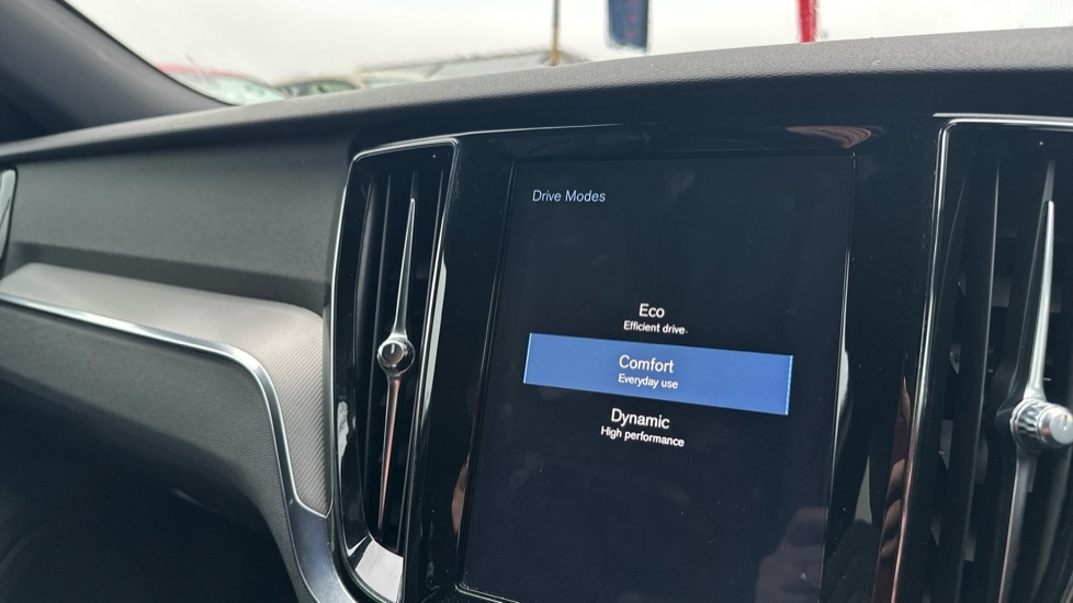 Used Volvo V60 2020 for sale - 76869957: Photo 45