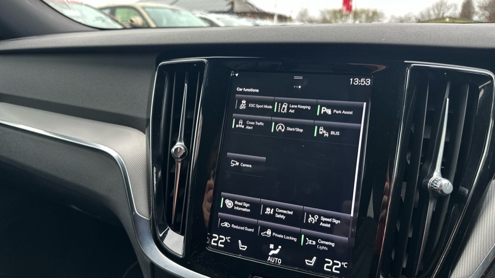 Used Volvo V60 2020 for sale - 76869957: Photo 46