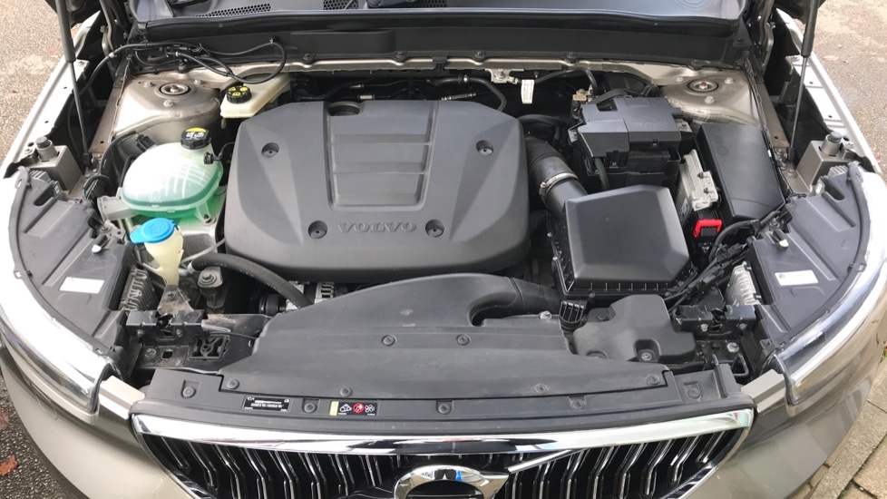 Used Volvo XC40 2021 for sale - 76873809: Photo 16