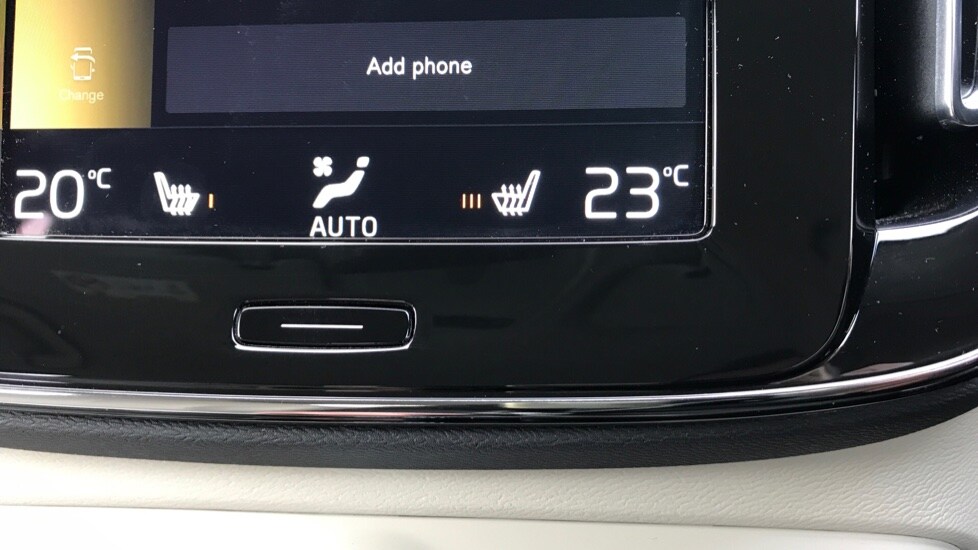 Used Volvo XC40 2021 for sale - 76873809: Photo 36