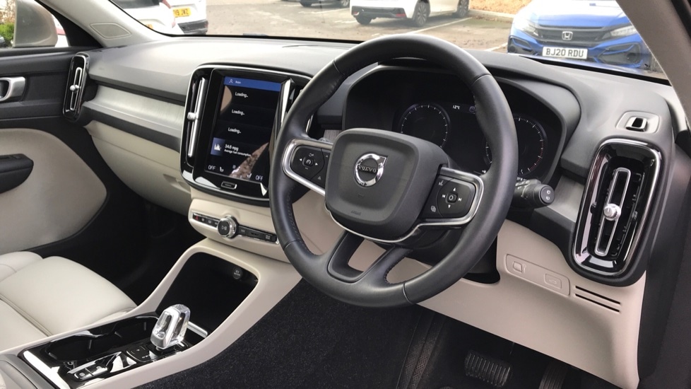 Used Volvo XC40 2021 for sale - 76873809: Photo 9