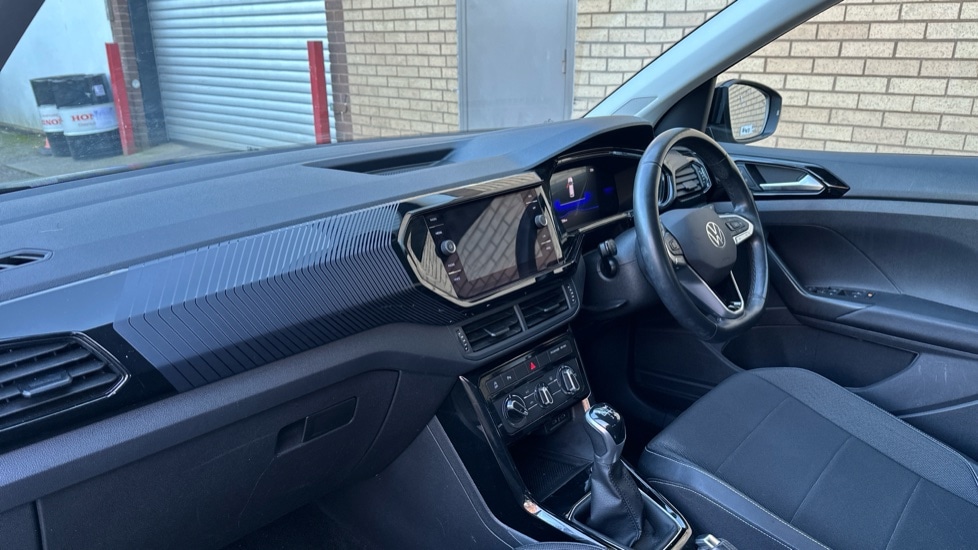 Used Volkswagen T-Cross 2022 for sale - 76766250: Photo 10