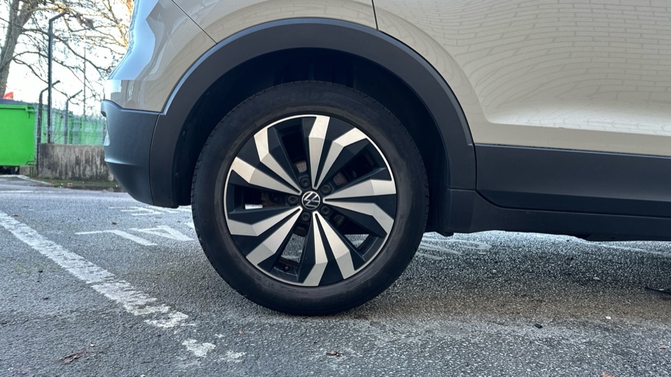 Used Volkswagen T-Cross 2022 for sale - 76766250: Photo 19