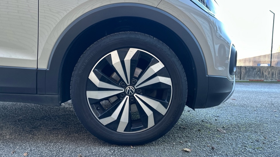 Used Volkswagen T-Cross 2022 for sale - 76766250: Photo 20