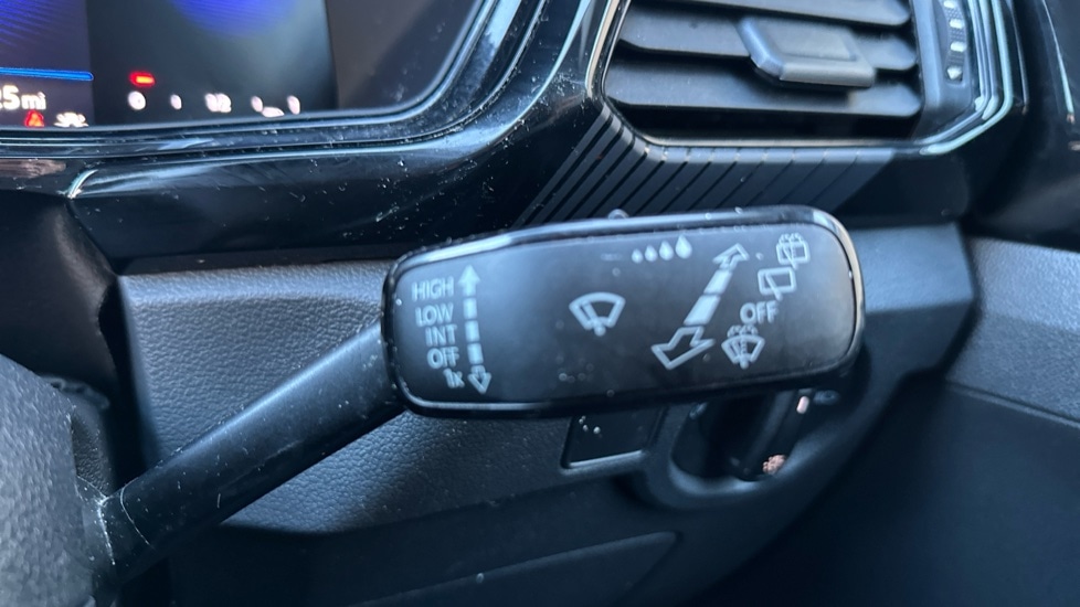 Used Volkswagen T-Cross 2022 for sale - 76766250: Photo 24