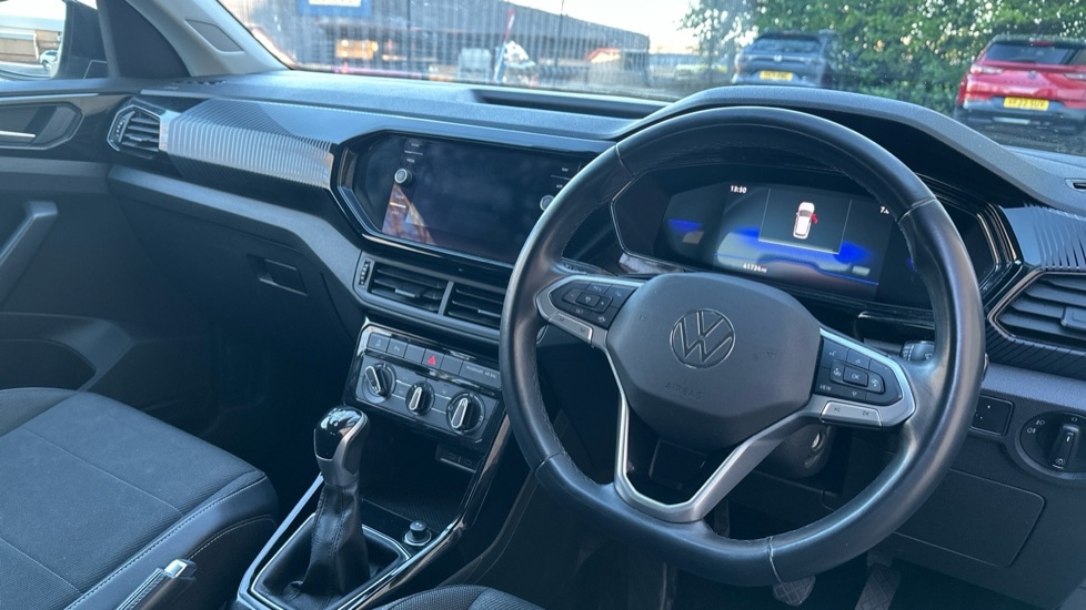 Used Volkswagen T-Cross 2022 for sale - 76766250: Photo 9