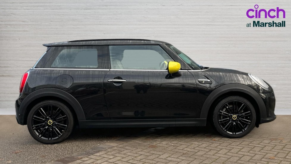 Used MINI Hatch 2022 for sale - 76872592: Photo 2