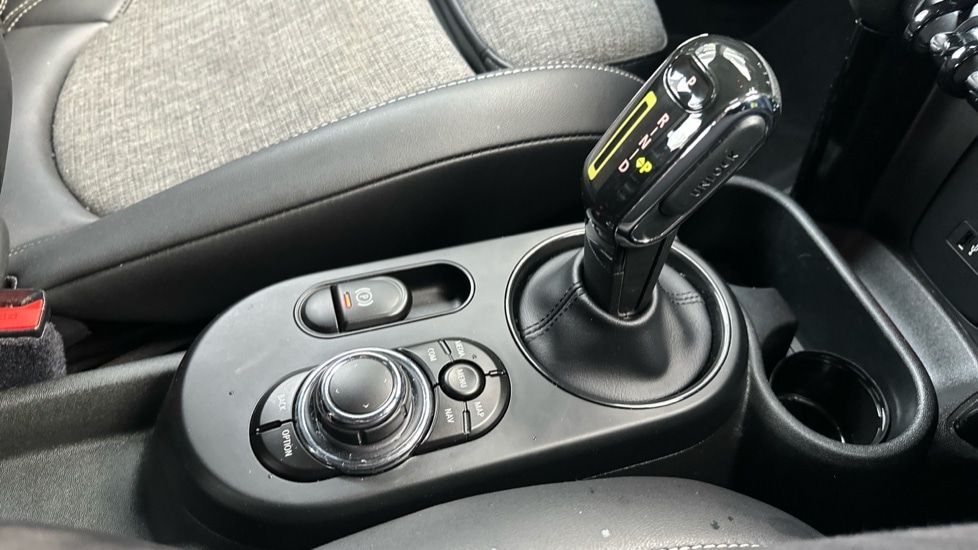 Used MINI Hatch 2022 for sale - 76872592: Photo 31