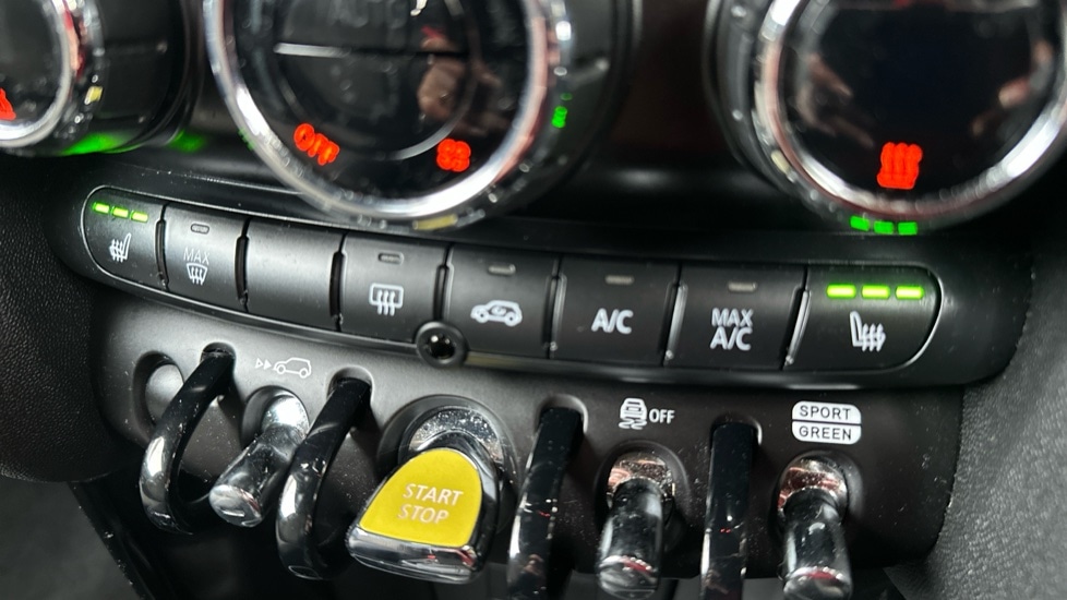 Used MINI Hatch 2022 for sale - 76872592: Photo 44