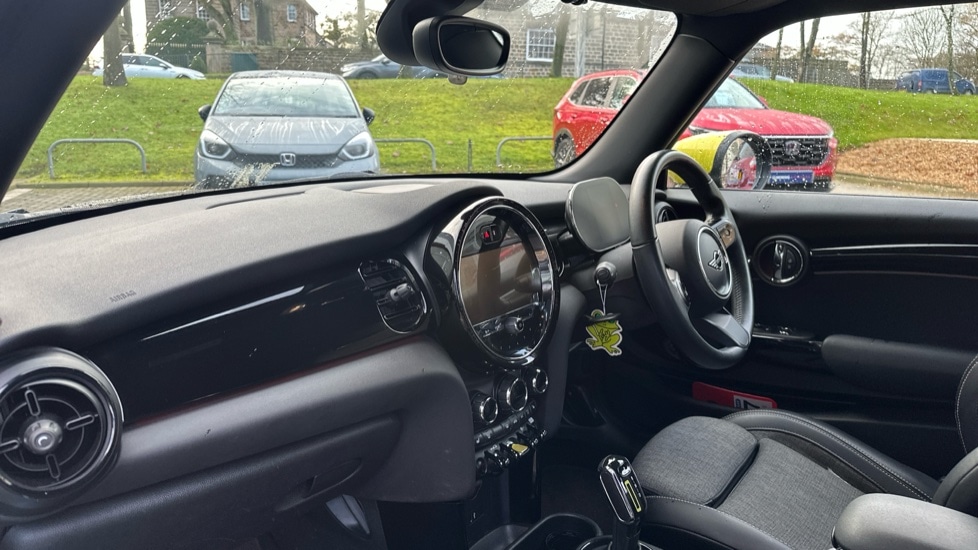 Used MINI Hatch 2022 for sale - 76872592: Photo 9