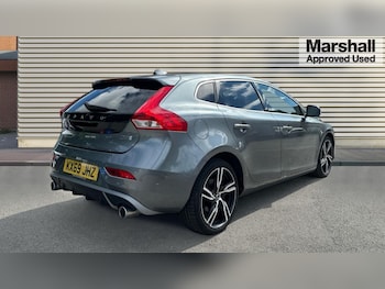 Used Volvo V40 2019 for sale - 75471028: Photo