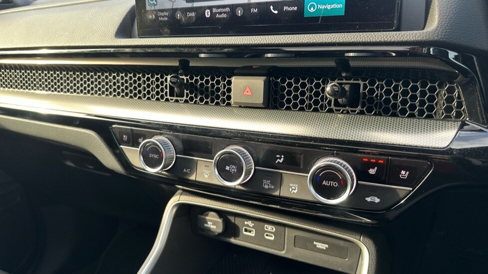 Used Honda CR-V 2025 for sale - 76966824: Photo 32