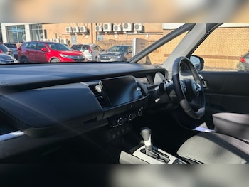 Used Honda Jazz 2024 for sale - 76008049: Photo