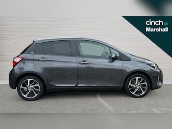 Used Toyota Yaris 2020 for sale - 75495660: Photo