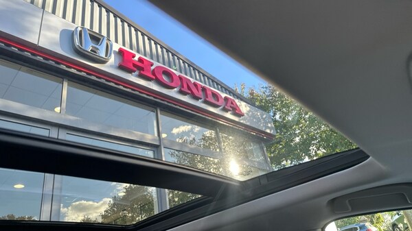 Used Honda CR-V 2023 for sale - 76007716: Photo 30