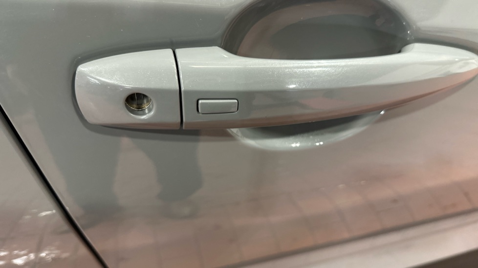 Used Nissan Juke 2023 for sale - 76868899: Photo 23