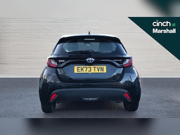 Used Toyota Yaris 2023 for sale - 76749919: Photo