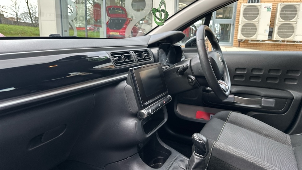 Used Citroen C3 2018 for sale - 76874932: Photo 10