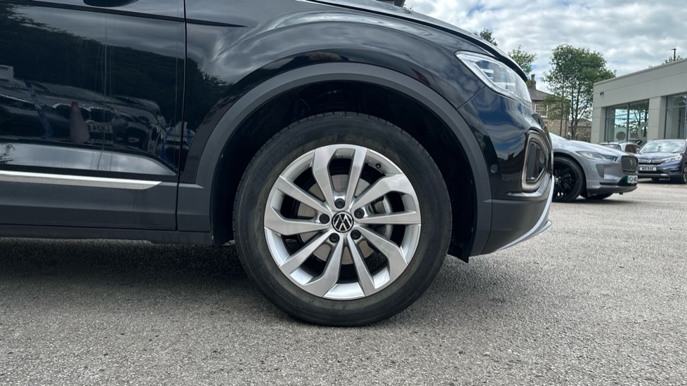 Used Volkswagen T-Roc 2024 for sale - 75967021: Photo 20