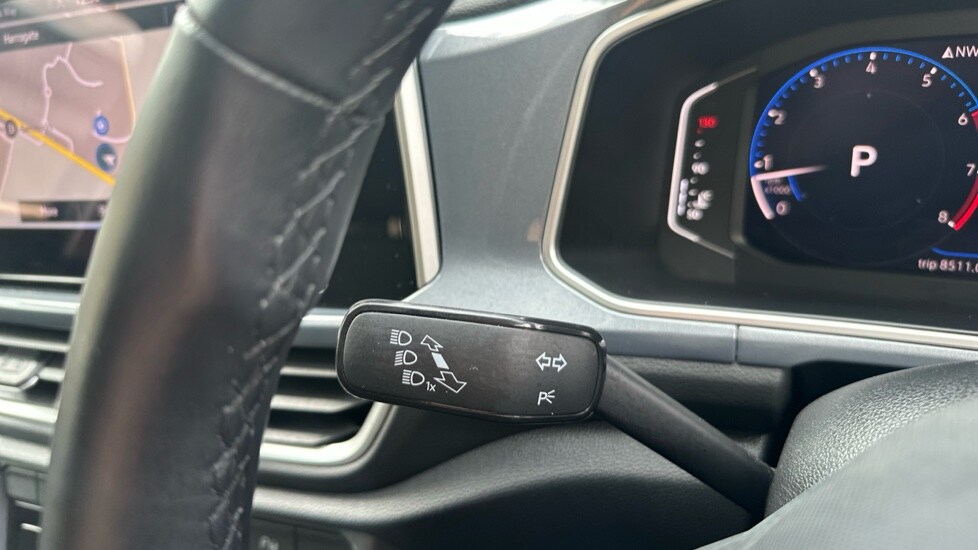 Used Volkswagen T-Roc 2024 for sale - 75967021: Photo 24