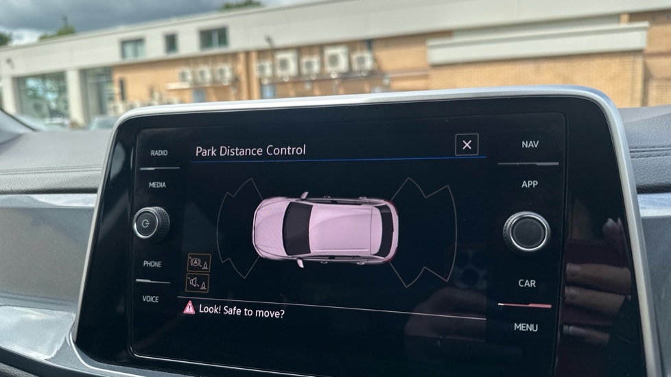 Used Volkswagen T-Roc 2024 for sale - 75967021: Photo 26