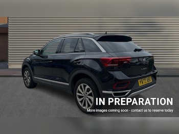 Used Volkswagen T-Roc 2024 for sale - 75967021: Photo