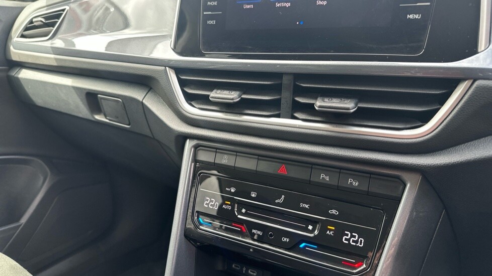 Used Volkswagen T-Roc 2024 for sale - 75967021: Photo 33