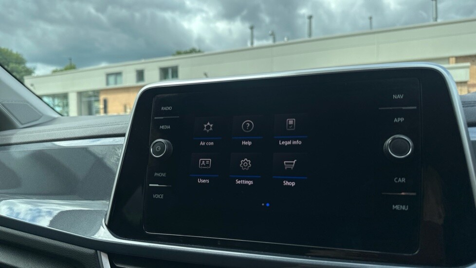 Used Volkswagen T-Roc 2024 for sale - 75967021: Photo 41