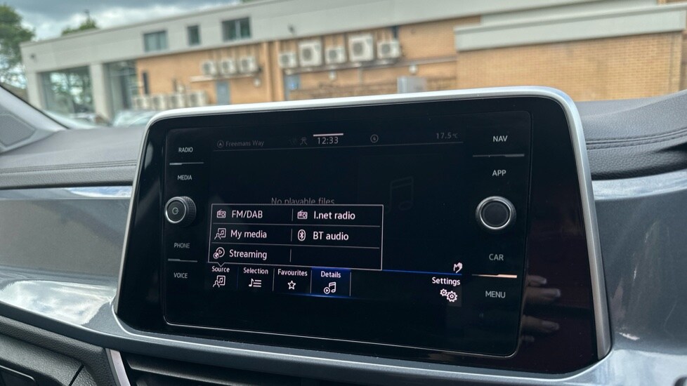 Used Volkswagen T-Roc 2024 for sale - 75967021: Photo 42