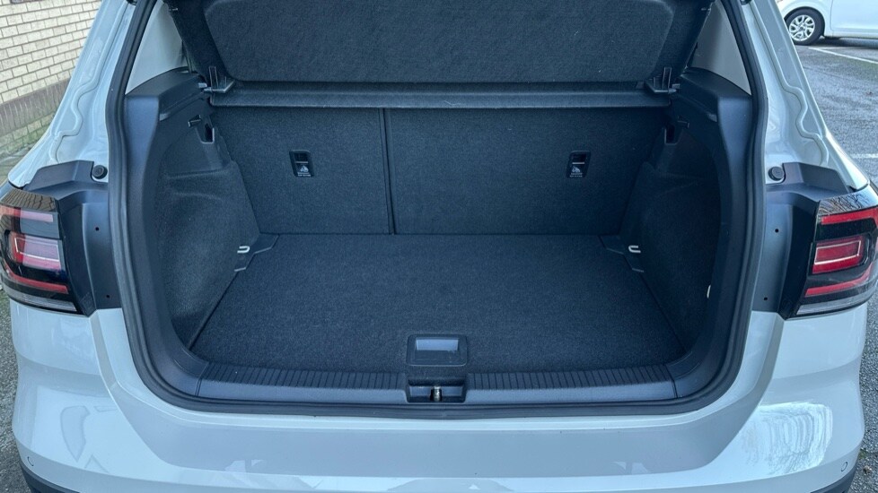 Used Volkswagen T-Cross 2022 for sale - 76874673: Photo 15