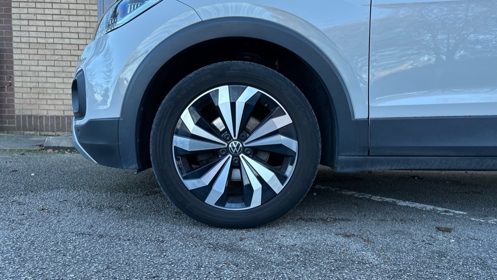 Used Volkswagen T-Cross 2022 for sale - 76874673: Photo 17