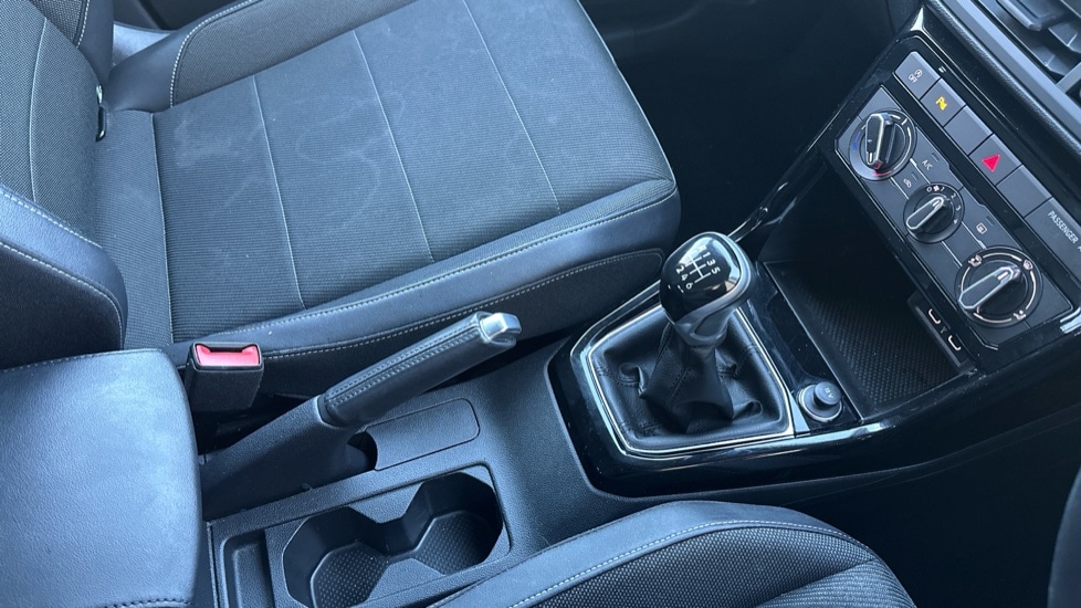 Used Volkswagen T-Cross 2022 for sale - 76874673: Photo 30