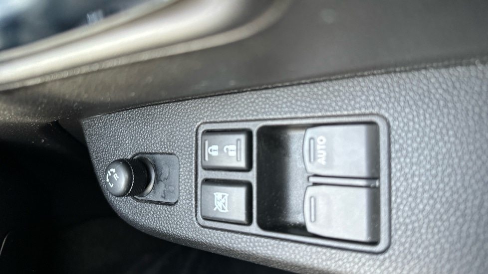 Used Suzuki Ignis 2020 for sale - 76124787: Photo 36
