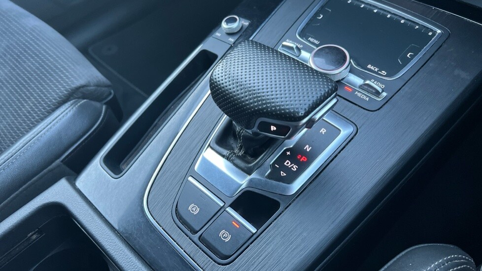 Used Audi Q5 2019 for sale - 76872571: Photo 29