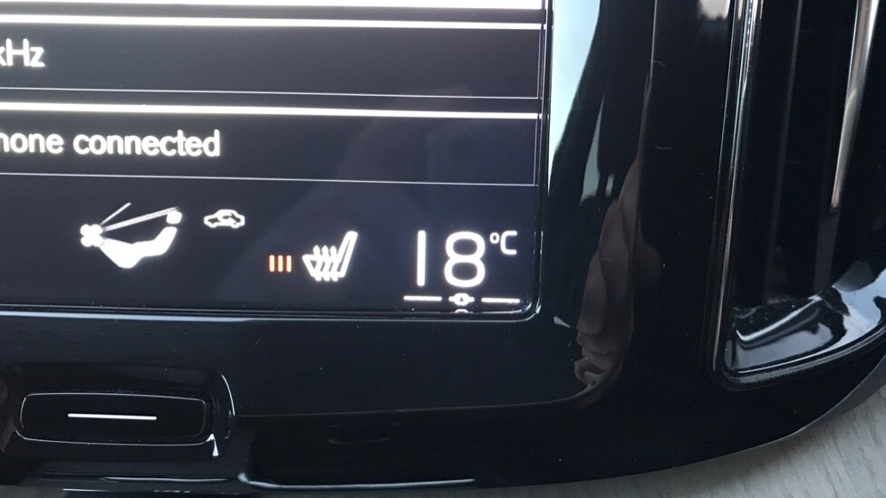 Used Volvo XC60 2018 for sale - 76007708: Photo 34