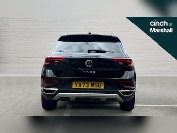 Used Volkswagen T-Roc 2024 for sale - 75471190: Photo