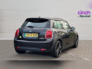 Used MINI Hatch 2022 for sale - 76722337: Photo